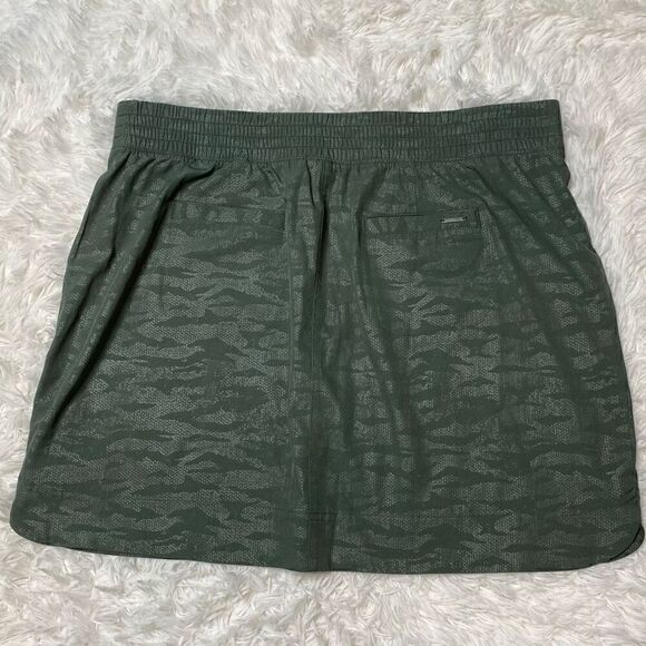 Orvis Skirt Skort Size XL Golf Tennis Pockets Built in Shorts Green Camo - Picture 8 of 9